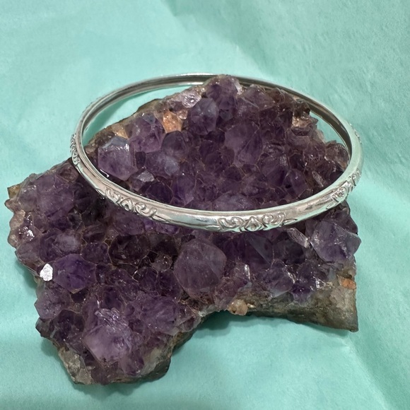 Silpada Elegant sterling Silver Bangle 925 Bracelet - Picture 1 of 7